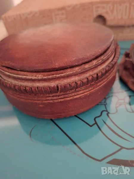 2 бр.луксозни,ръчно изработени кутии от ест.щавена кожа за 30лв., снимка 1