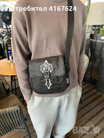 Trapstar чанта , снимка 2 - Чанти - 53160971