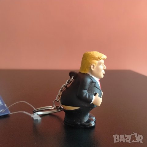 Ключодържател Президентът Доналд Тръмп нов !, снимка 3 - Колекции - 44459969