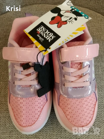 Детски светещи маратонки за момиче Мини Маус-Disney , снимка 7 - Детски маратонки - 54220575