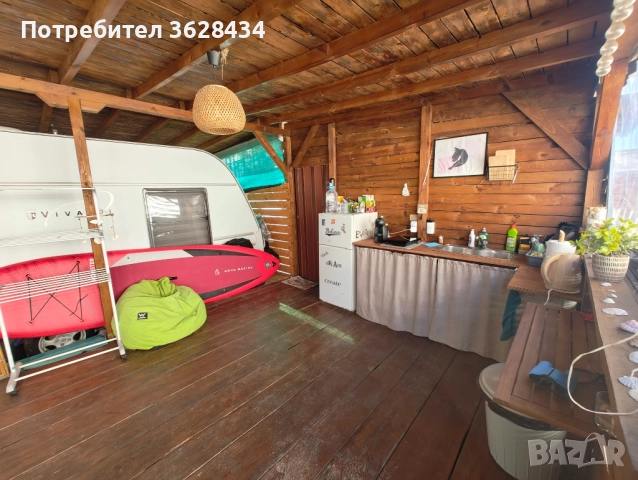 Каравана с навес на Къмпинг Градина, 10 метра от плажа, снимка 6 - Каравани и кемпери - 51590993