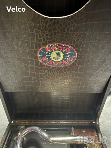 стар грамофон , снимка 2 - Антикварни и старинни предмети - 50832633