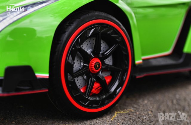 Акумулаторен КОЛА Lamborghini VENENO 4X4 12V батерия, снимка 14 - Детски велосипеди, триколки и коли - 42535724