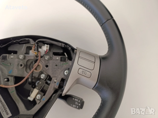 Toyota auris.corolla оригинален волан с автопилот темпомат, снимка 11 - Автомобили и джипове - 54303244