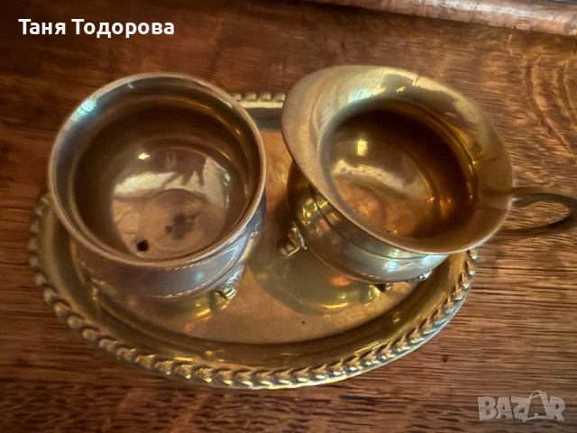 Бронзово подносче с каничка и захарничка , снимка 2 - Антикварни и старинни предмети - 54067634