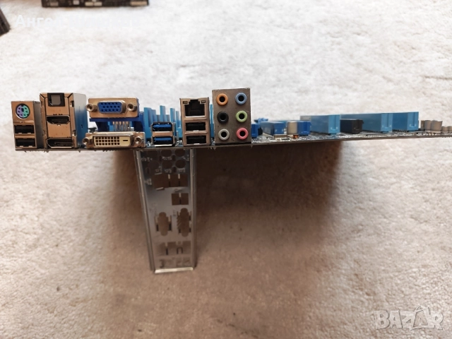 Дънна платка H77 Asus P8H77-V Socket 1155, снимка 2 - Дънни платки - 29424488