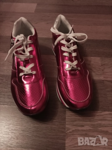 Нови червени маратонки, снимка 3 - Маратонки - 52845694