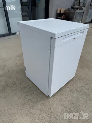 Малък хладилник Миеле , снимка 3 - Хладилници - 50323216