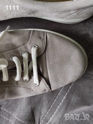 Обувки ecco номер 42-43, снимка 10 - Дамски ежедневни обувки - 52130071