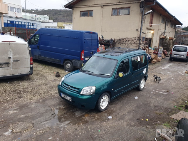 Peugeot Partner Citroen Berlingo лява врата предна цвят KRZD, снимка 5 - Части - 53990416