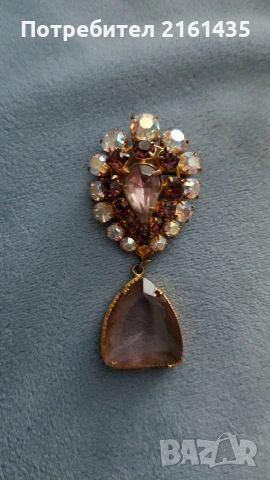 Ретро Чехословашка брошка на Яблонекс 