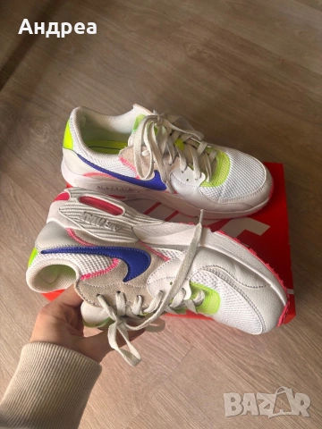 Оригинални маратонки Nike, снимка 2 - Маратонки - 53044423