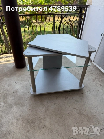 Маса за телевизор с рафтове и въртящ се горен плот., снимка 2 - Секции и витрини - 54114253