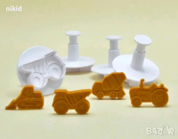 Багер Самосвал Трактор Булдозер 4 бр превозни форми с бутало резци за тесто фондан бисквитки сладки, снимка 5 - Форми - 18769491