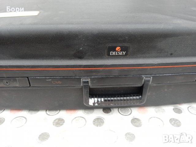 Пластмасов куфар DELSEY, снимка 7 - Куфари - 39234496