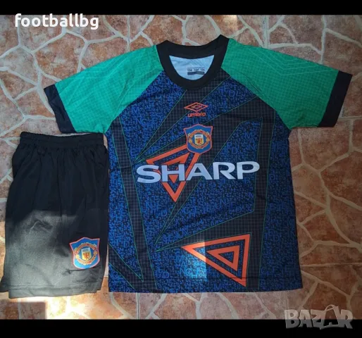 77 BUFFON 1 KAHN 1 SCHMEICHEL ❤️⚽️ детско юношески РЕТРО вратарски екипи , снимка 2 - Футбол - 31204130