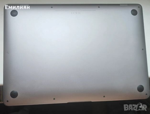 Macbook Air Retina 2020 i5 Quad Core  в добро състояние, снимка 5 - Лаптопи за дома - 54237006