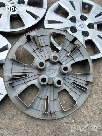 4 броя оригинални тасове за Hyundai Ix20 15, снимка 3 - Аксесоари и консумативи - 54021425
