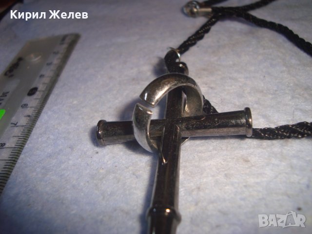 МОДНО АРТ КОЛИЕ - КРЪСТ НЕРЪЖДАЕМА СТОМАНА с ШНУРЧЕ СТИЛНО ГОЛЯМО КРАСИВО 81555, снимка 8 - Колиета, медальони, синджири - 36982753