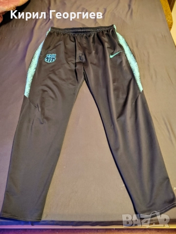Спортно долнище Nike Barcelona., снимка 2 - Спортни дрехи, екипи - 52579116
