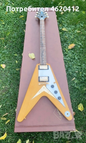 Epiphone Inspired by Gibson Custom 1958 Korina Flying V Aged Natural Gloss, снимка 9 - Китари - 52246463