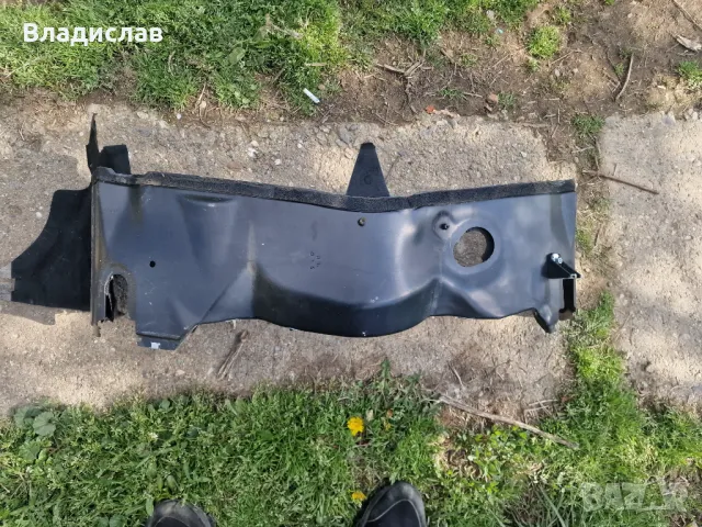 Кора зад двигателя за Mercedes C-Class W203 , снимка 2 - Части - 49832595