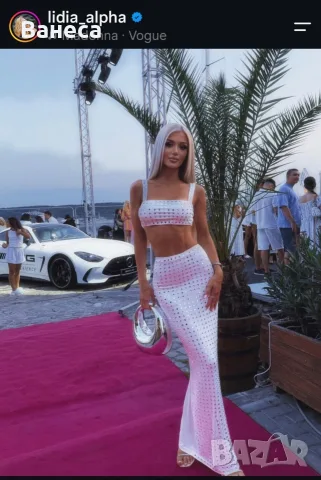 Уникална пола с камъчета
