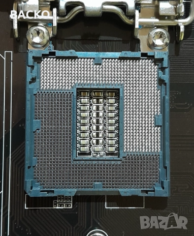 Комплект дъно и процесор с охлаждане, снимка 4 - Дънни платки - 52787741