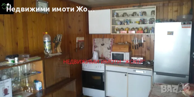 Къща с двор в гр. Бяла, снимка 7 - Къщи - 56349370