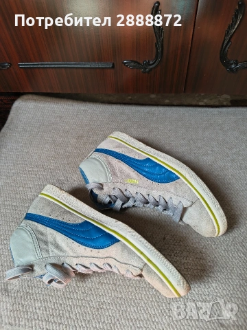 Продавам два чифта спортни обувки на Puma 38 номер.