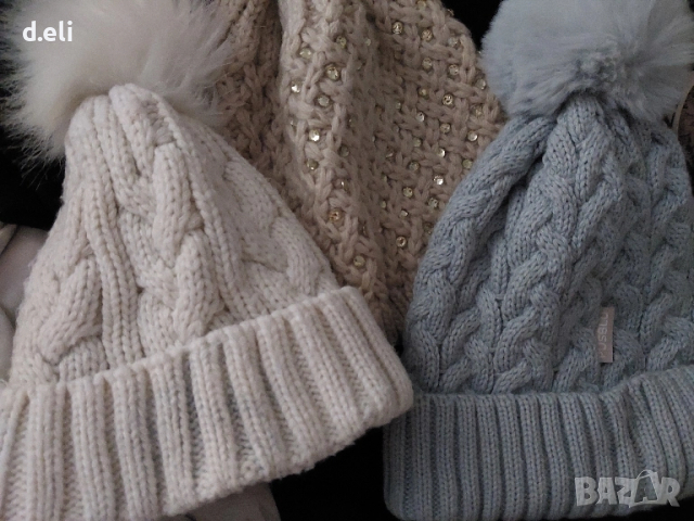 Зимни шапки. Бял, Бежов, Светлосин, снимка 7 - Шапки - 52011734