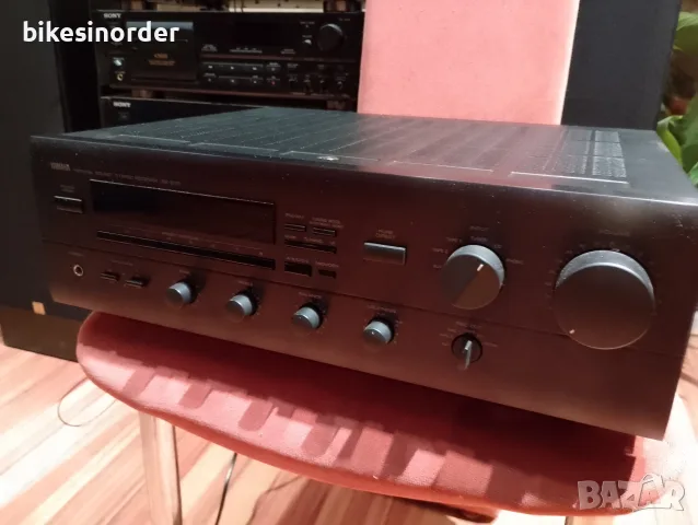 Yamaha RX 570 неразличим от нов , снимка 2 - Ресийвъри, усилватели, смесителни пултове - 56480163