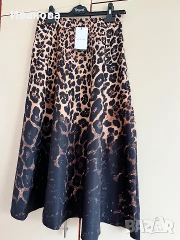 Пола в животински десен, снимка 1