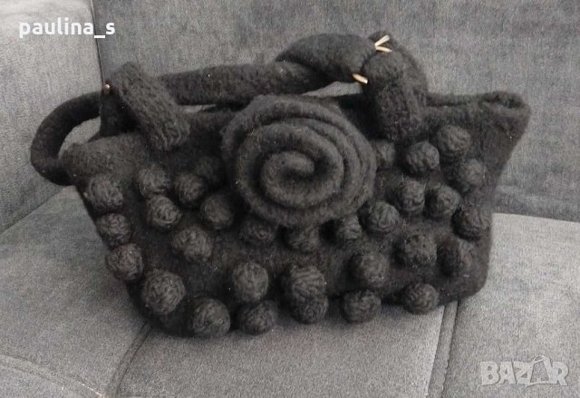 Винтидж бутик / ръчно изработена чанта от агнешка вълна, снимка 2 - Чанти - 30220816