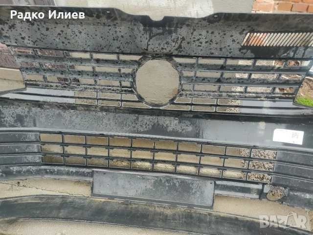 Предна Броня Оригинална за Volkswagen Transporter T6 2016-2022, снимка 2 - Части - 54286180