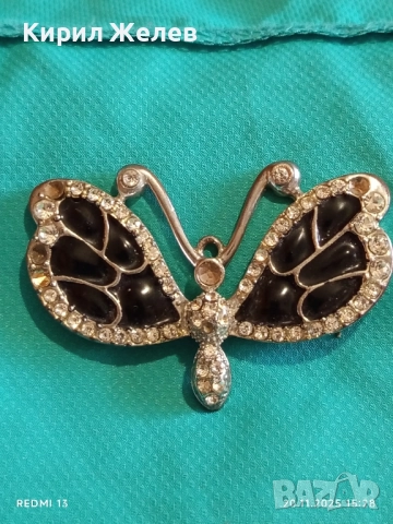 МЕТАЛНА БРОШКА във ФОРМАТА на ПЕПЕРУДА 🦋 с ЧЕРНИ КРИЛА и КРИСТАЛИ 52167