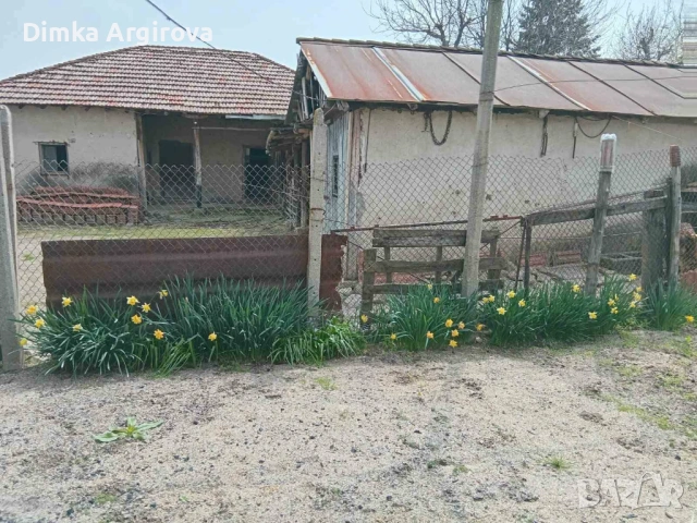 продава се къща с двор в с. Новаково, обл. Пловдив, снимка 4 - Къщи - 54191540