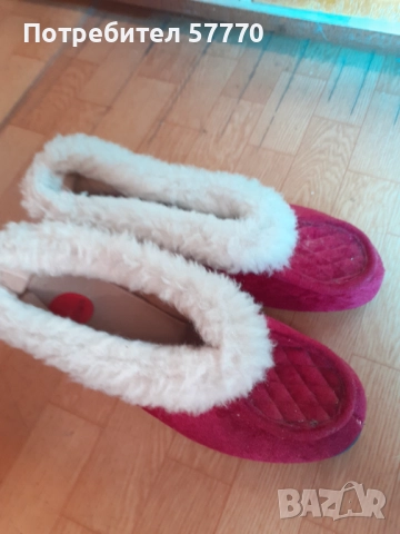 Дамски пантофи