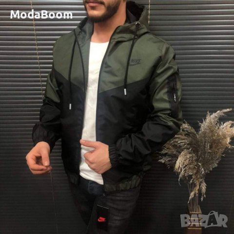 Мъжки ветровки Nike, снимка 4 - Спортни дрехи, екипи - 36641619
