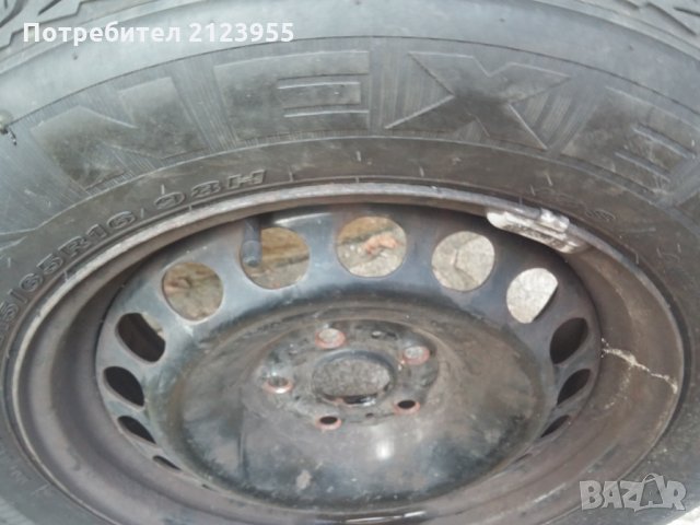 Зимни гуми за SUV, снимка 1 - Гуми и джанти - 34311177