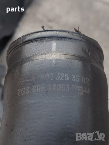 Маркуч Кулер 2.2CDI Мерцедес Спринтер - Вито - Виано N, снимка 3 - Части - 42322014