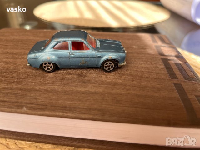 Ескорт-Английско Корги, снимка 2 - Колекции - 42520796