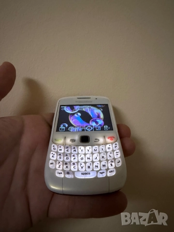 Blackberry Curve цвят бяла перла, снимка 3 - Blackberry - 52404491