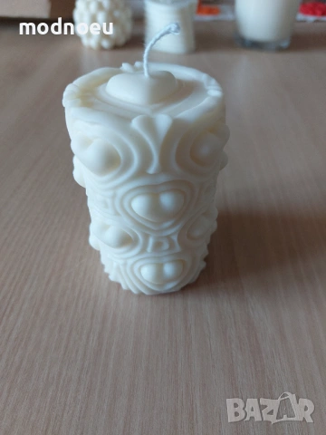 Голяма свещ Сърца, снимка 3 - Романтични подаръци - 53026762