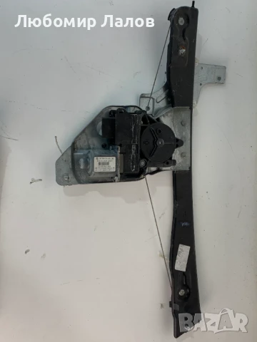 Предно дясно моторче стъклоповдигач механизъм Peugeot 508 (10-18)г. 9688808280
