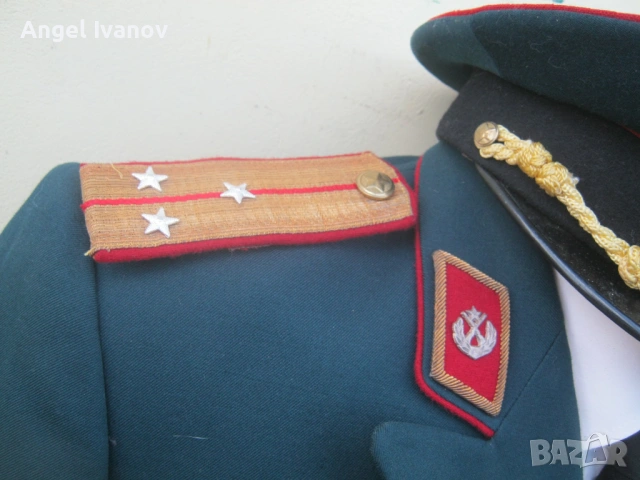 Парадна офицерска униформа, снимка 6 - Антикварни и старинни предмети - 54240461