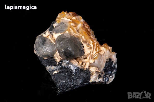 Друза от флуоресцентен церусит и барит 98g, снимка 2 - Други ценни предмети - 38376793