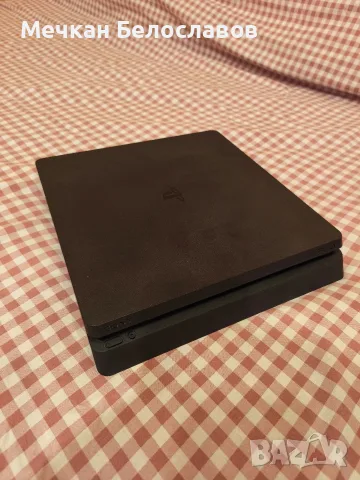 Playstation 4 Slim 1TB Jet Black + подарък Dualshock 4