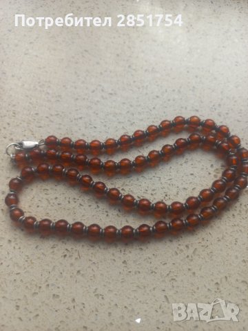 Гердан-броеница от сребро и червен балтийски кехлибар , снимка 3 - Антикварни и старинни предмети - 42702595