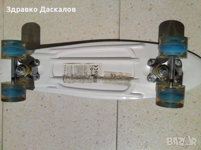 скейтборд пениборд ,светещи колела 55,5Х14,5см, снимка 3 - Скейтборд, ховърборд, уейвборд - 37284029